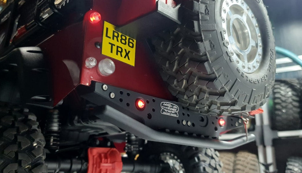 H-TECH 1/10 トラクサス TRX4適合 ランドローバー ディフェンダー アルミニウム メタル リアバンパー(LED付き)