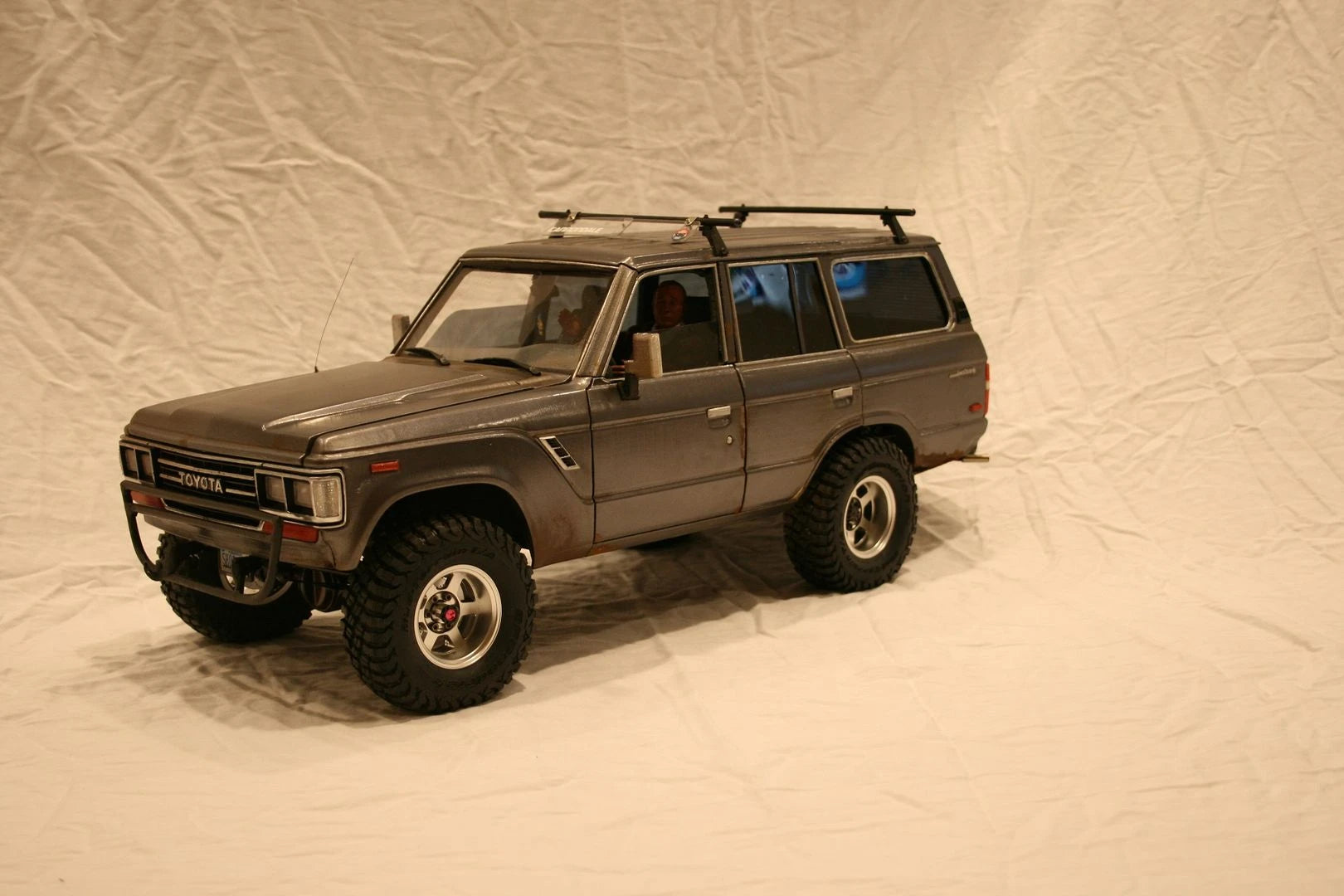 1/10 ランドクルーザー60 FJ60 ボディ組み立てキット