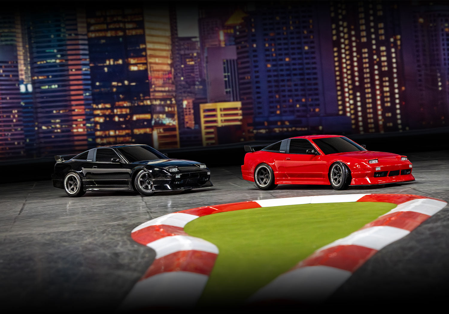 トラクサス 4-Tec ドリフト 日産 240SX 105247-4 各色