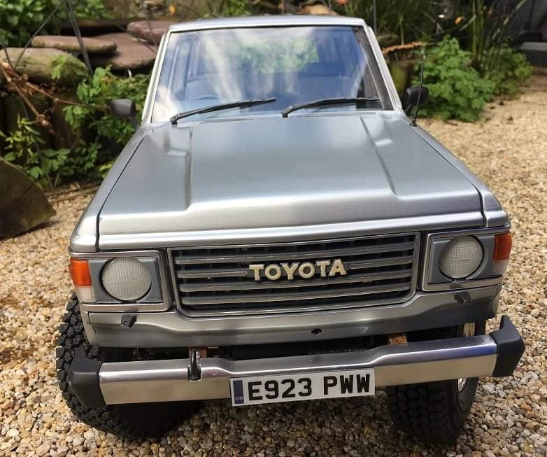 1/10 ランドクルーザー60 FJ60 ボディ組み立てキット