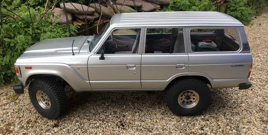 1/10 ランドクルーザー60 FJ60 ボディ組み立てキット