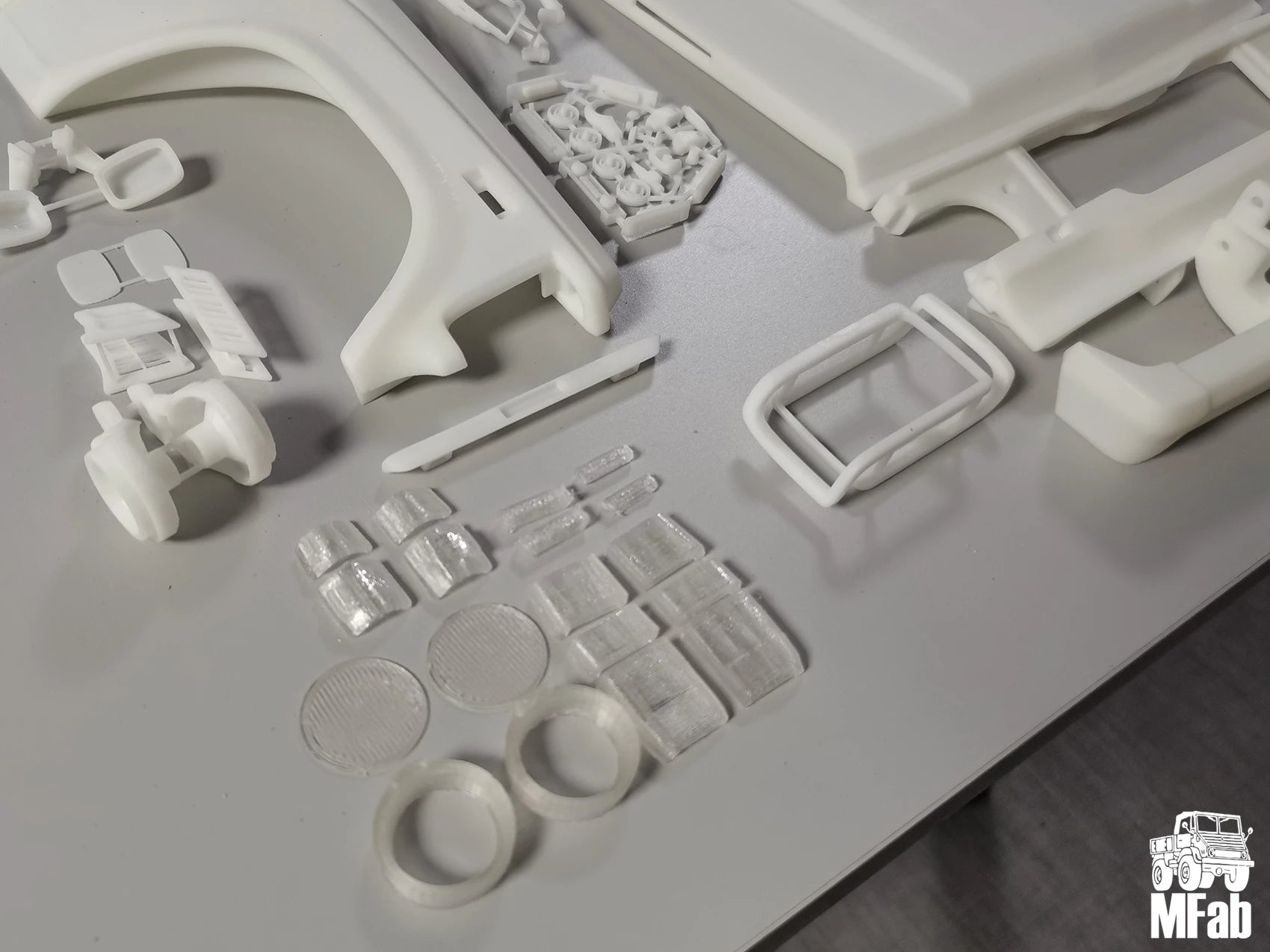 1/10 ランドクルーザー60 FJ60 ボディ組み立てキット