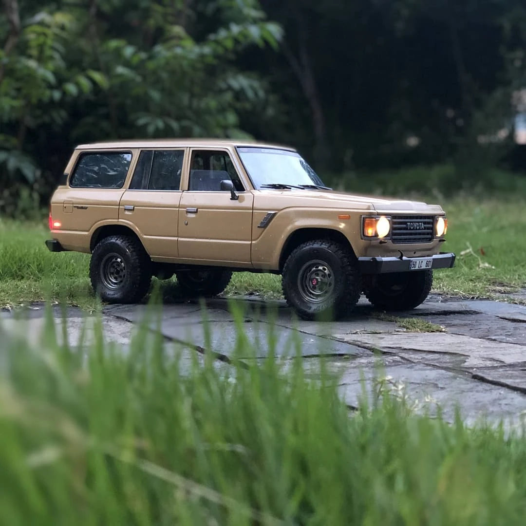 1/10 ランドクルーザー60 FJ60 ボディ組み立てキット