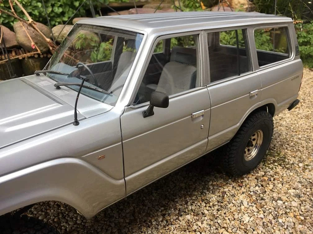 1/10 ランドクルーザー60 FJ60 ボディ組み立てキット