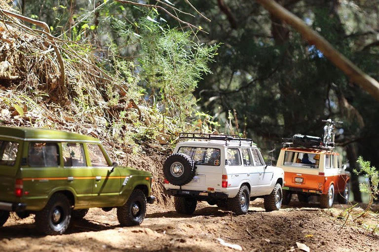 1/10 ランドクルーザー60 FJ60 ボディ組み立てキット