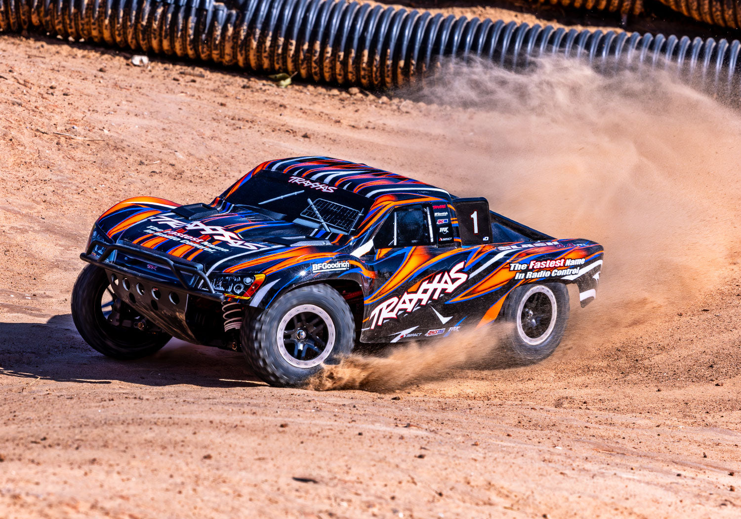 トラクサス スラッシュ 4X4 VXL 68386-4