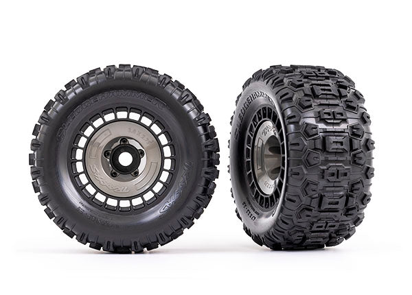 トラクサス 1/8 Sledge hammer SLEDGE 純正 タイヤ、ホイールセット ブラックホイール、グレーホイールカバー 接着済み 2本セット 9572