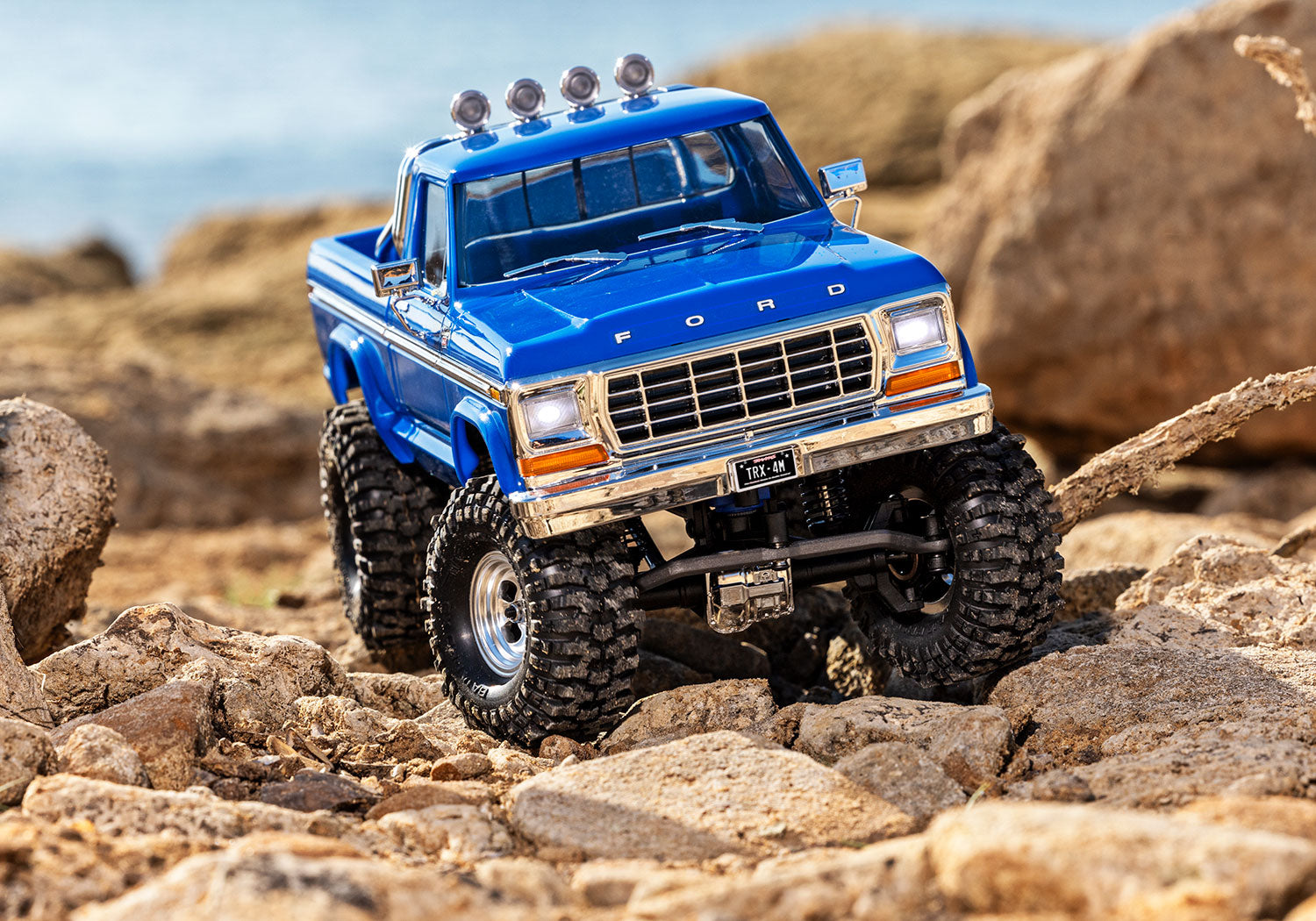 トラクサス 1/18 TRX4M フォード F150 ハイトレイル 97044-1