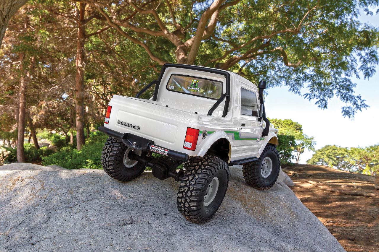 エレメント RC エンデューロ Bushido 4x4 RTR 1/10 ロッククローラー(ホワイト)2.4GHzプロポ付き ASC40118