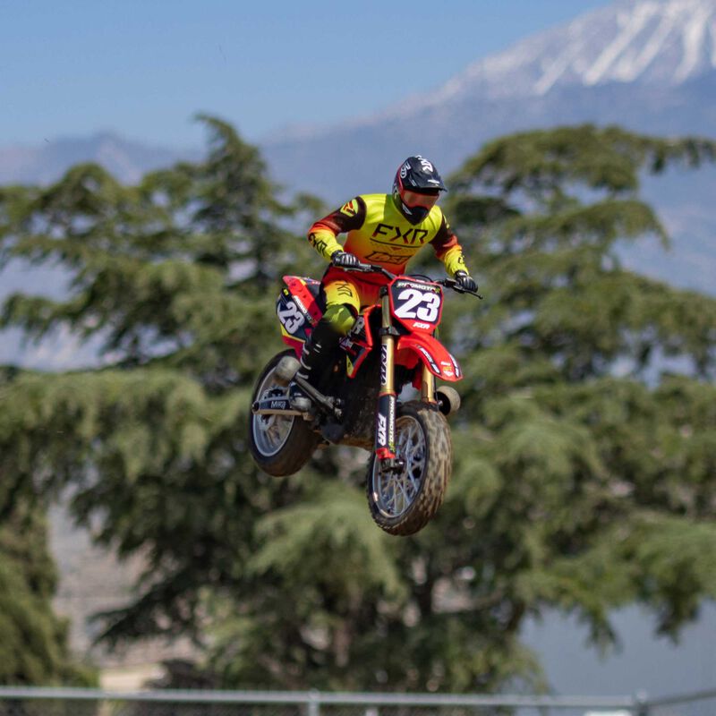 LOSI PROMOTO-MX FXR 1/4 モーターサイクル RTR レッド LOS06000T1