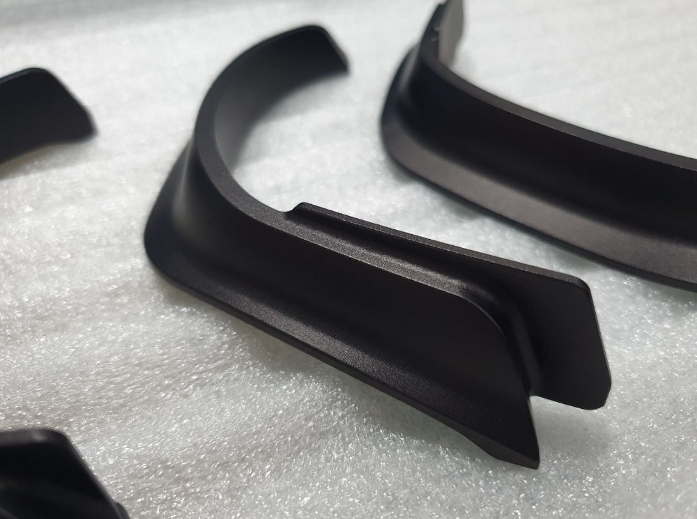 H-TECH 1/10 トラクサス TRX4適合 ブロンコ アルミメタルフェンダー フレア "ラプタータイプ"