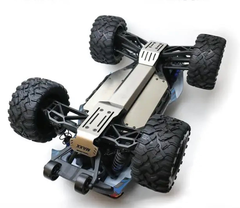 トラクサス  Maxx アンダーシャーシプロテクター