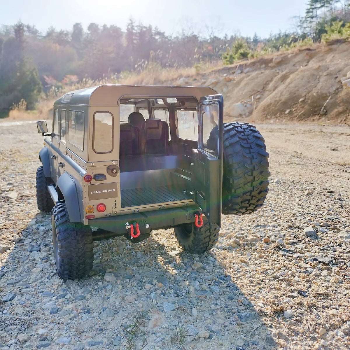 Double E 1/8スケール ランドローバー ディフェンダー D110 グレー E101-003 POA4406441