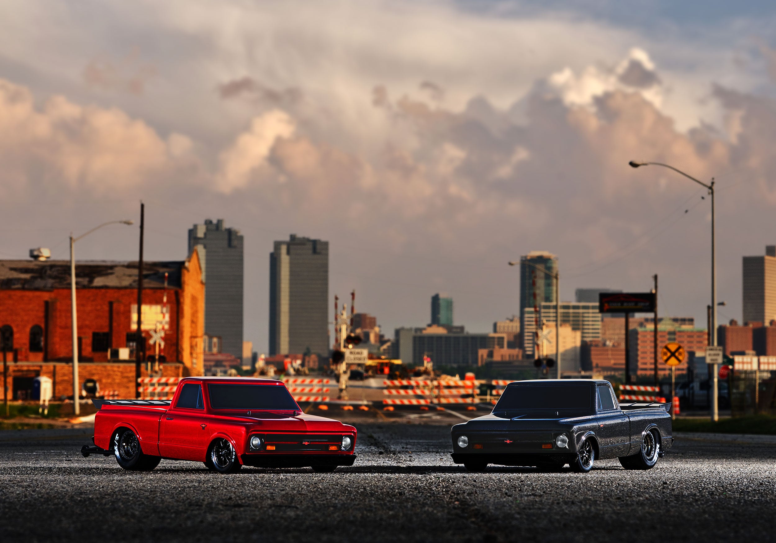 トラクサス 1 / 10 ドラッグスラッシュ 1967シボレーC10 ブラシレス ドラックレーサー RTR 94076-4_RED - RCTRAIL