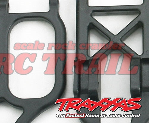 トラクサス T-Maxx クラシック(ブラック) RTR モンスタートラック TQ 2.4GHzラジオ EZスタートバッテリーおよびDC充電器付き  49104-1 - RCTRAIL