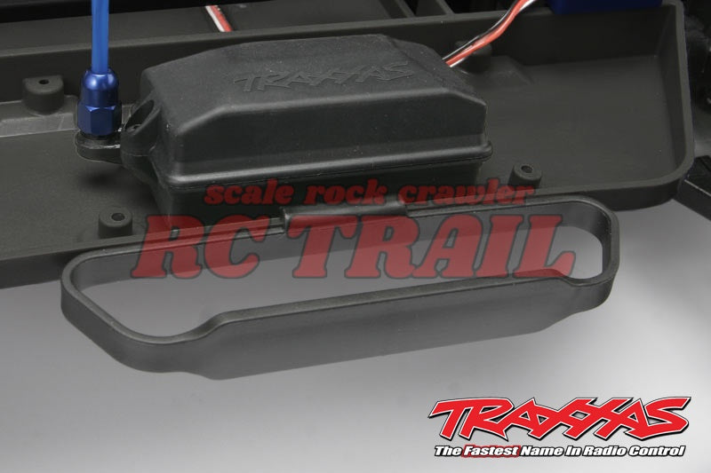 トラクサス フォード F-150 ラプター レッド RTR 1/10 スラッシュ 2WD Truck TQ 2.4GHz プロポ、バッテリー、充電器付き 58094-1 - RCTRAIL