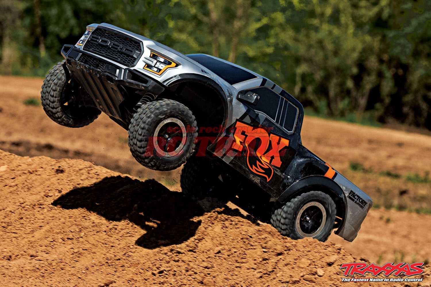 トラクサス フォード F-150 ラプター レッド RTR 1/10 スラッシュ 2WD Truck TQ 2.4GHz プロポ、バッテリー、充電器付き 58094-1 - RCTRAIL