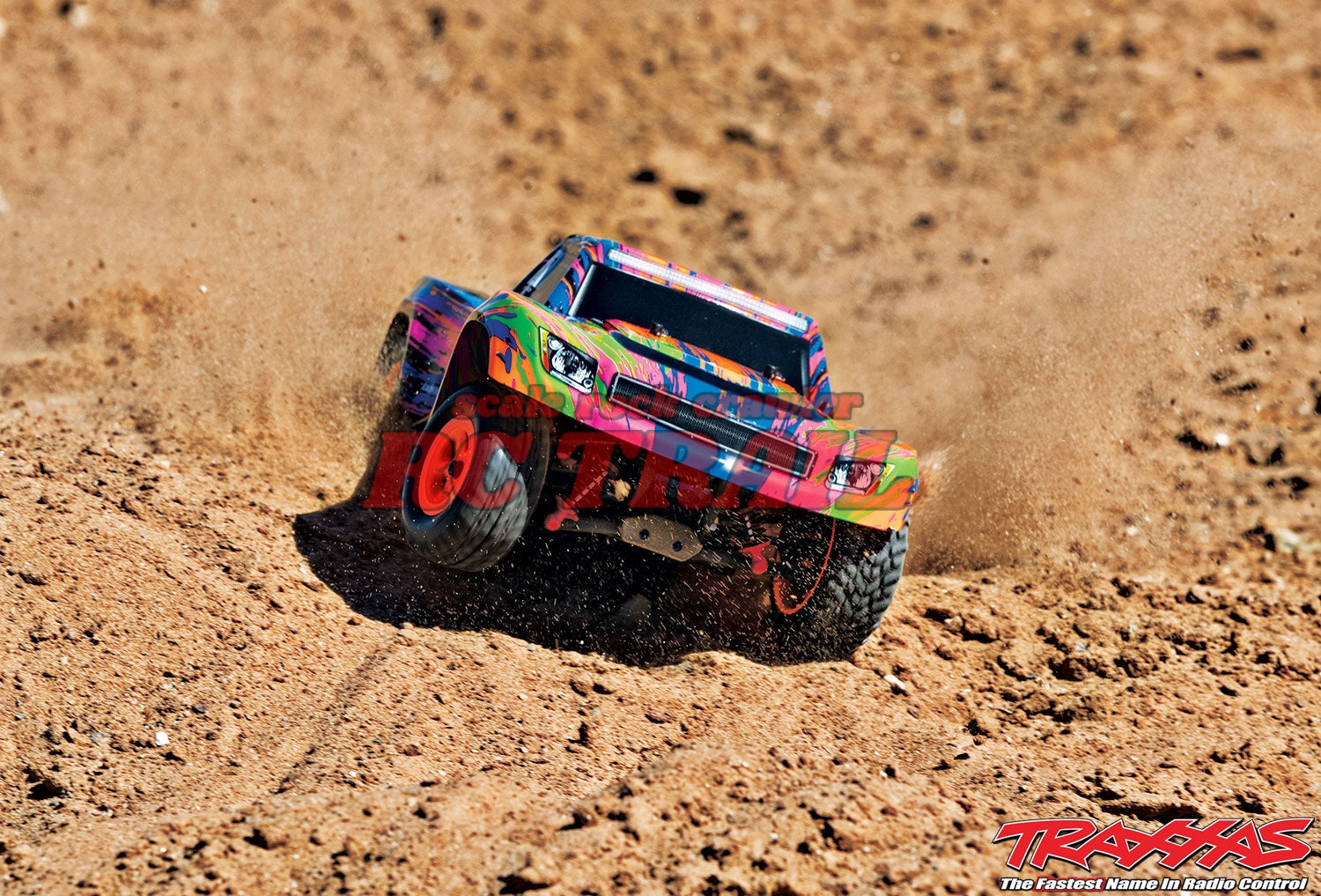 トラクサス LaTrax 1 / 18 デザートプレランナー 4WD RTRショートコーストラック(レッド)、2.4GHzプロポ、バッテリー、AC充電器付き 76064-5 - RCTRAIL