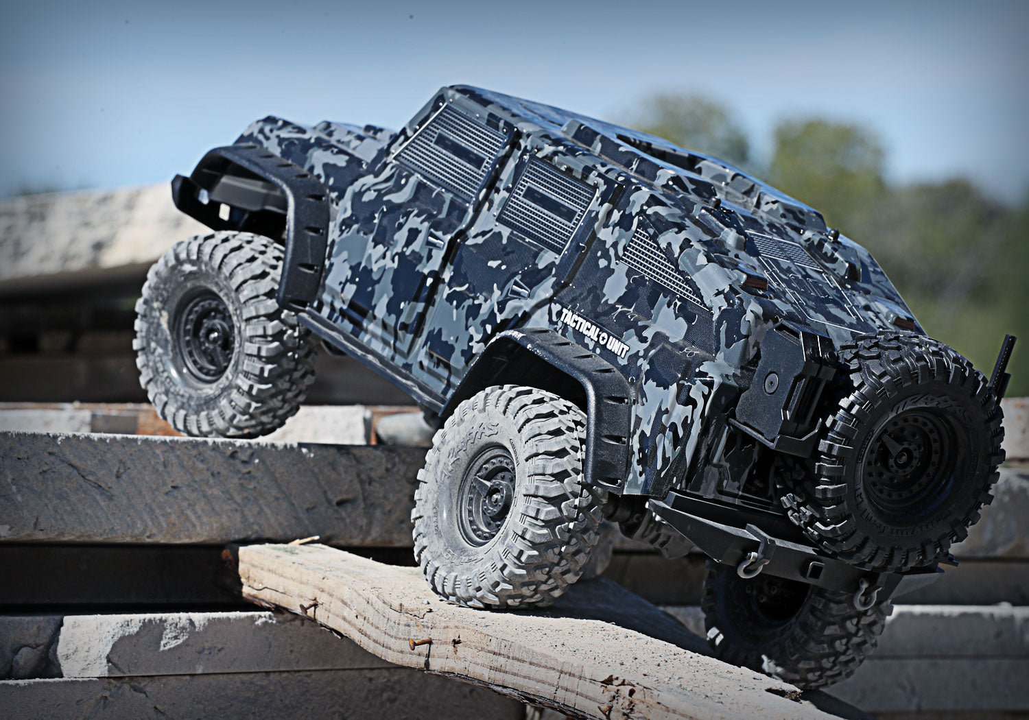 トラクサス 1/10 TRX4 タクティカルユニット  Tactical Unit RTR traxxas 82066-4 - RCTRAIL