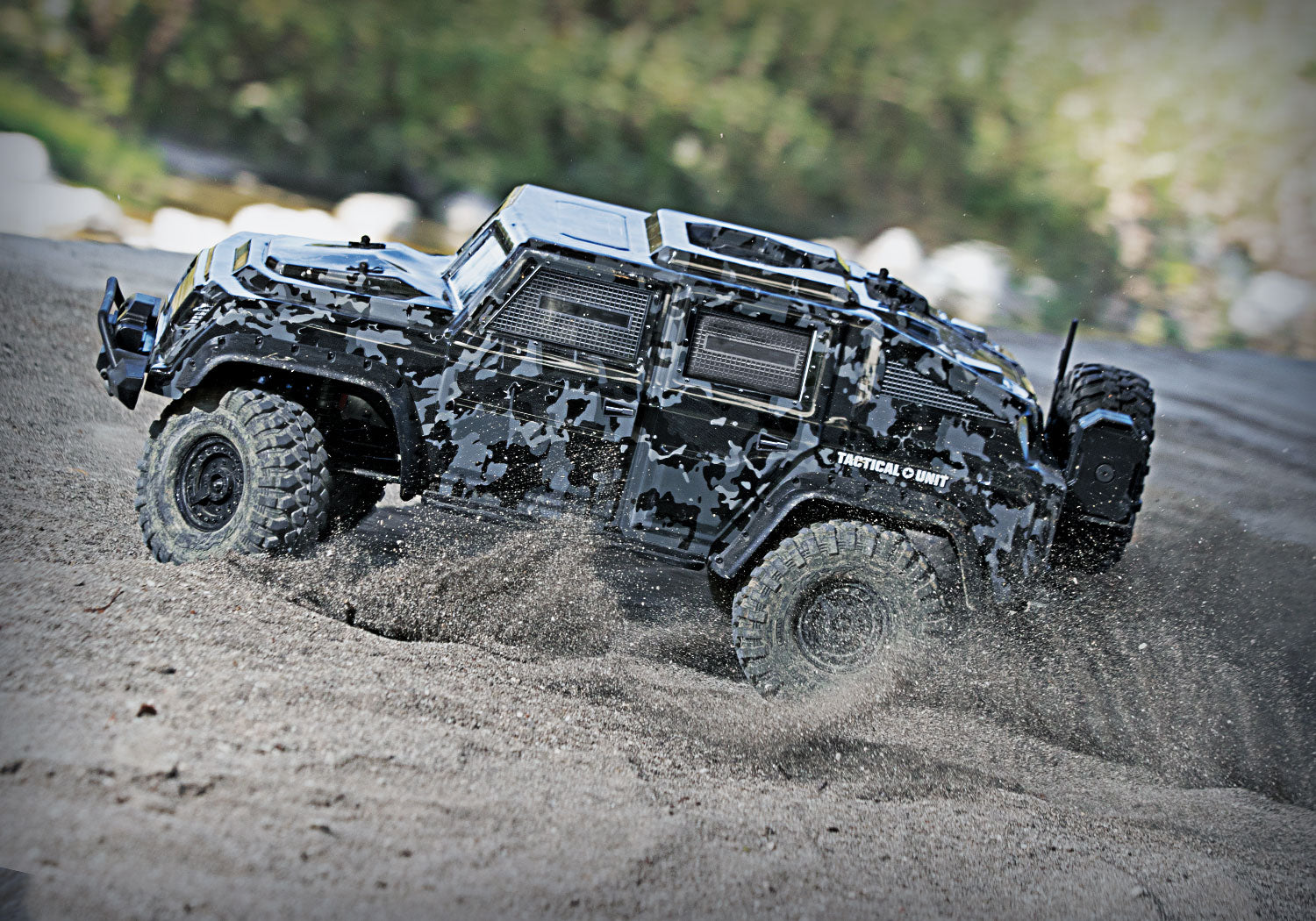 トラクサス 1/10 TRX4 タクティカルユニット  Tactical Unit RTR traxxas 82066-4 - RCTRAIL