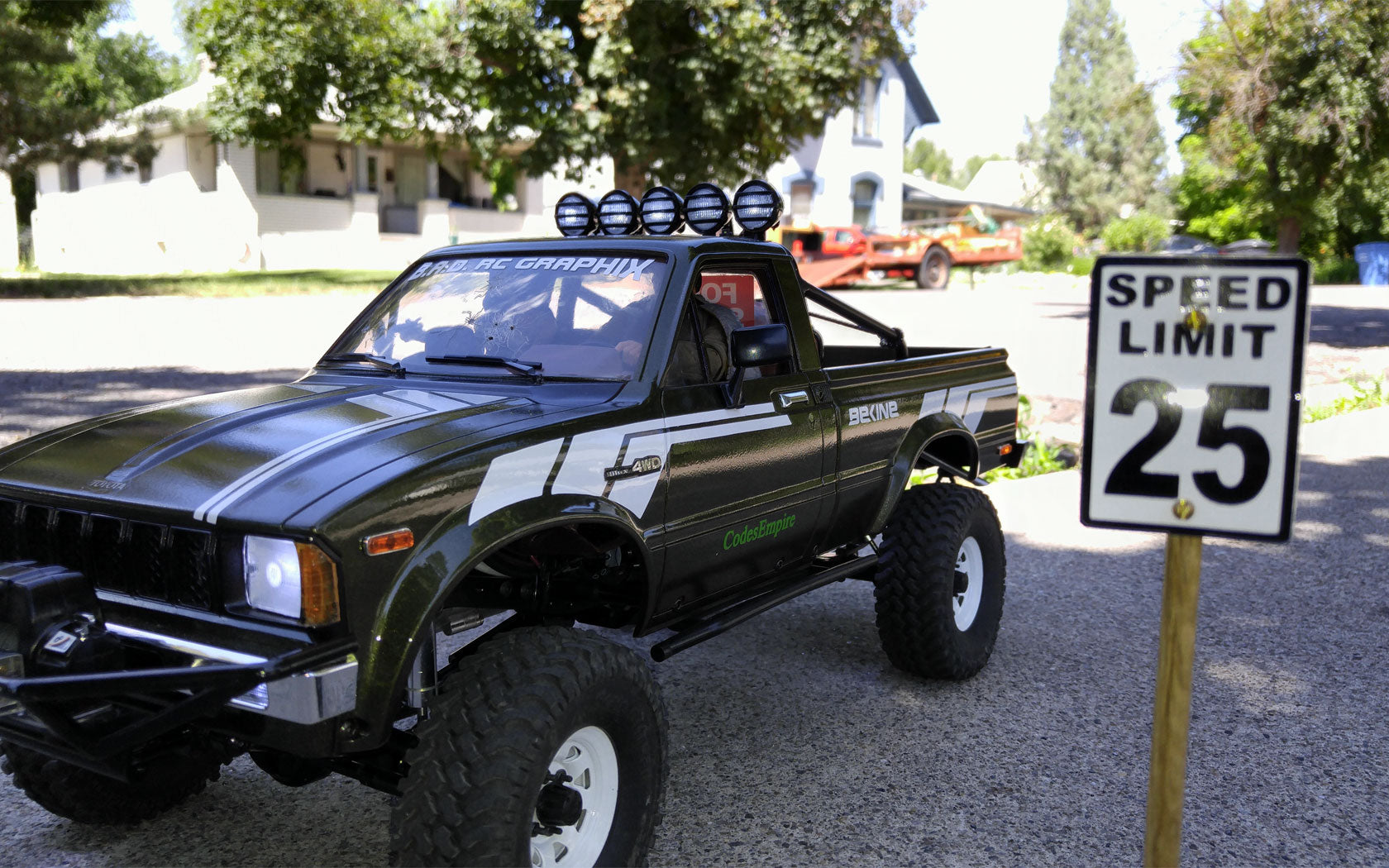 RC4WD マッドスラッシャー1.55 "スケールタイヤ 2本 Z-T0100 - RCTRAIL