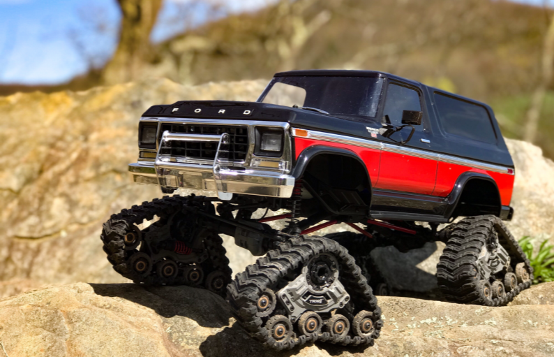トラクサス TRX-4 トラクサスキャタピラユニット 完成セット All-Terrain Track Set(4個) traxxas 8880 - RCTRAIL