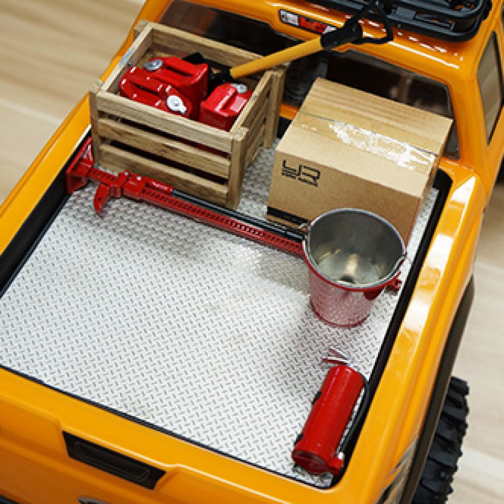 Yeah Racing クローラー用　スチールダイヤモンドプレートアクセサリー タイプA 14cm x 20cm　YA-0458