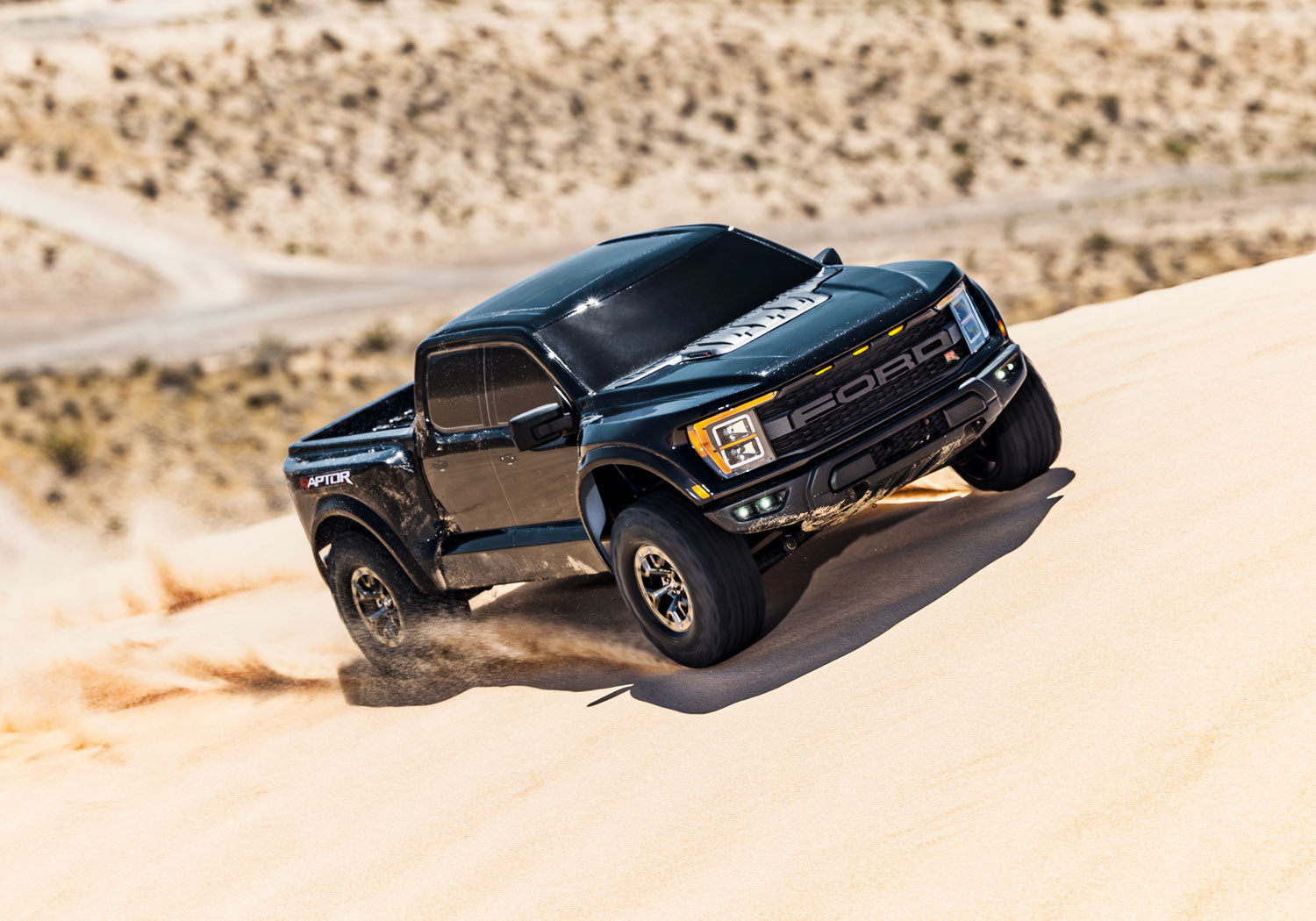 トラクサス ラプターR 塗装済み完成品 4WD ブラシレスモーター