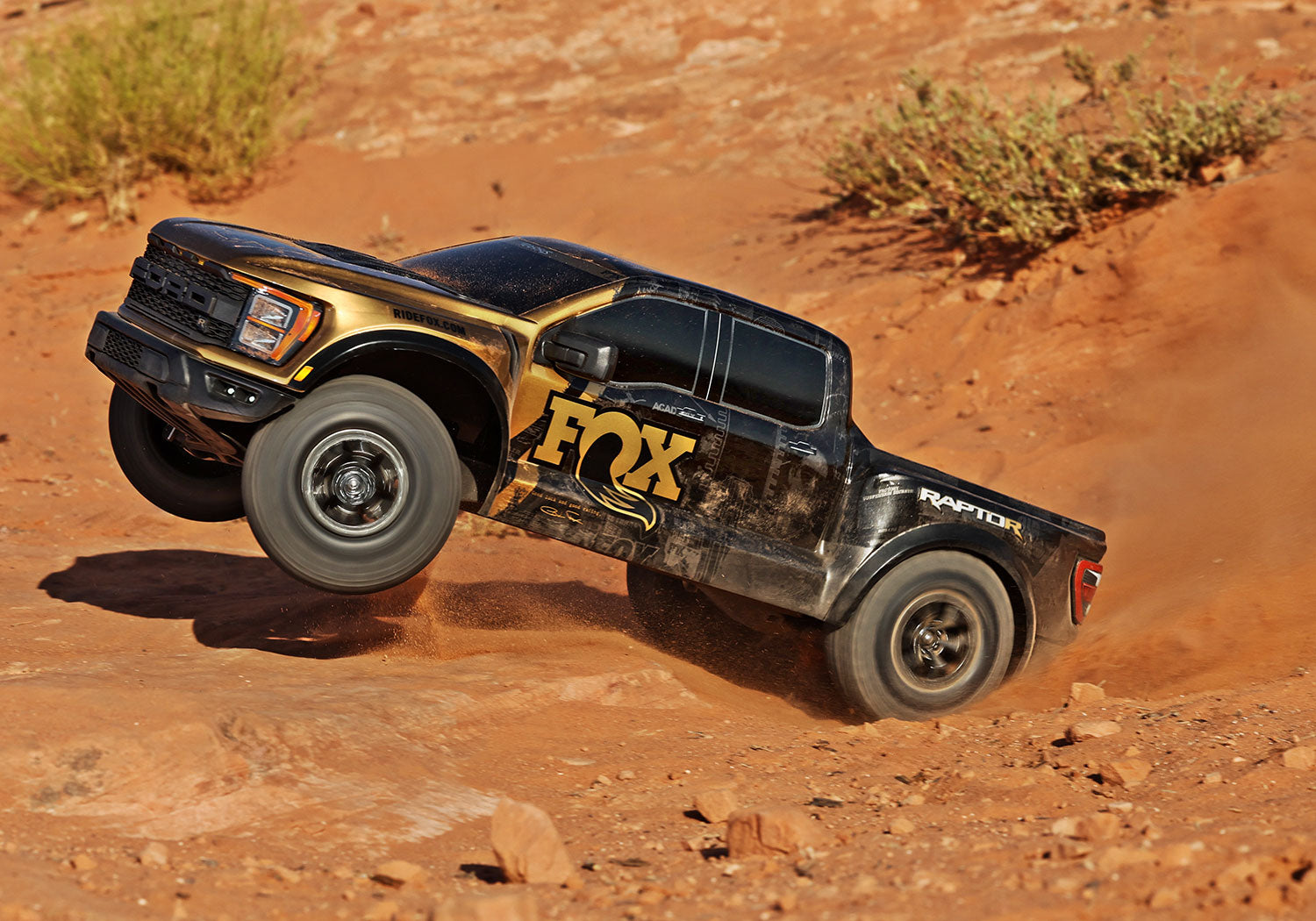 【8月下旬～9月上旬入荷予定】トラクサス　フォード ラプター R FOX 4X4 アルティメット 101177-4各色