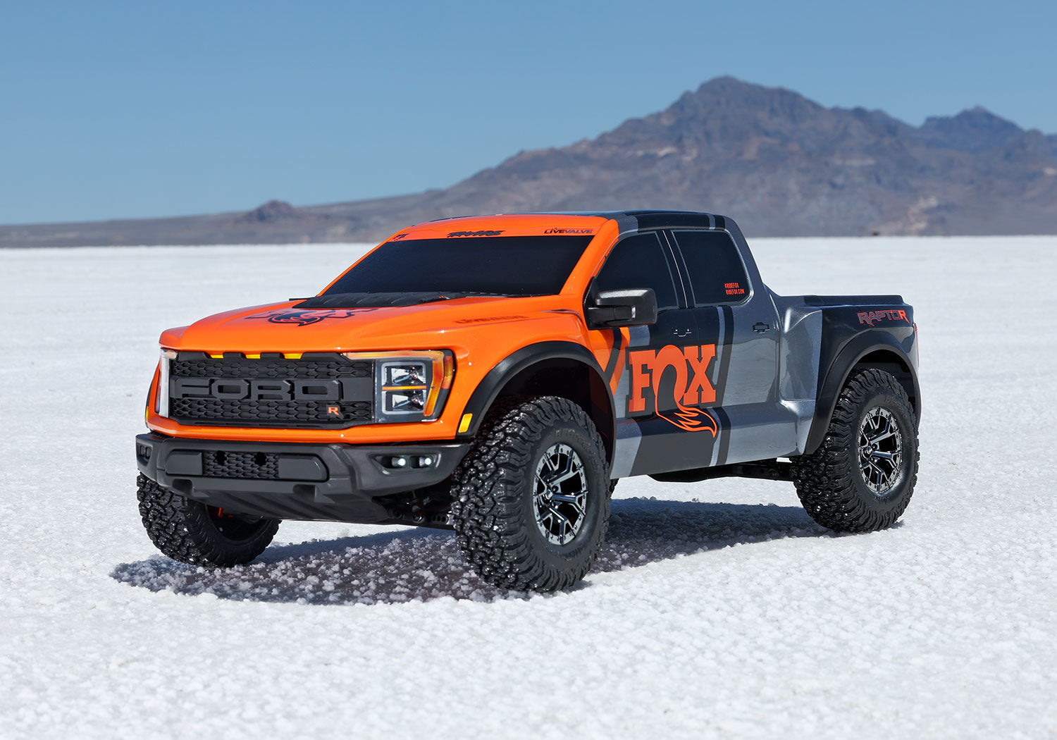 【8月下旬～9月上旬入荷予定】トラクサス　フォード ラプター R FOX 4X4 アルティメット 101177-4各色