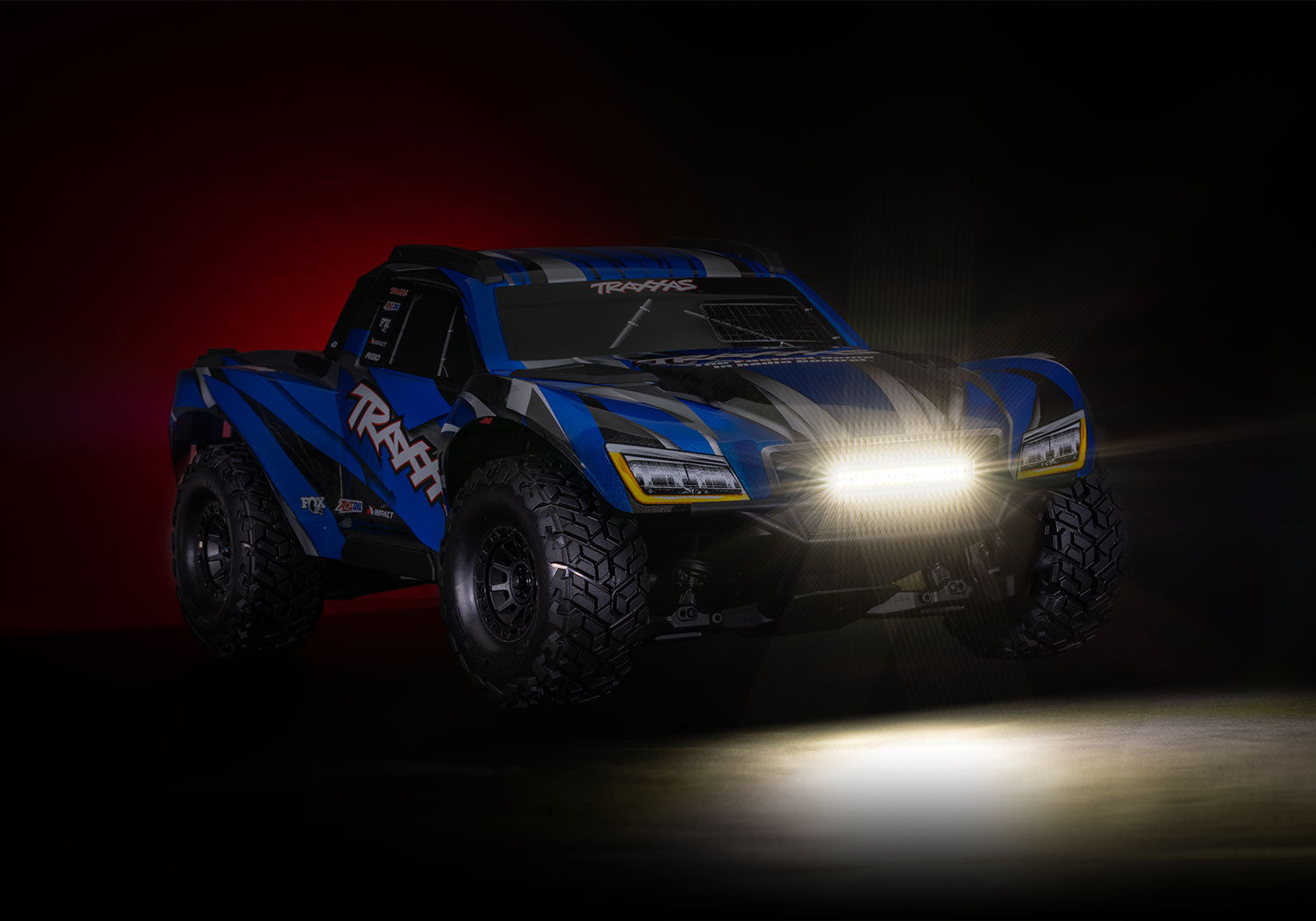 トラクサス 1/8 MAXX スラッシュ 4WD 6s ブラシレス ショート