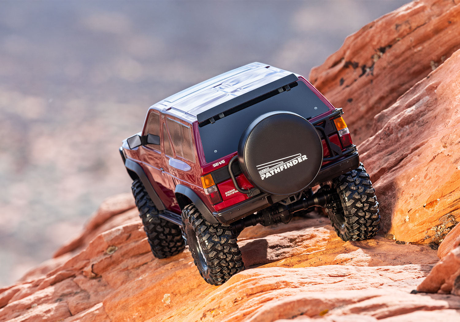【新製品！10月中旬～下旬入荷予定】【　トラクサスリンク モジュール 6511 付属　】トラクサス　TRX-4 日産 パスファインダー　クリップレスボディ 　RTR　テラノ　 110056-4