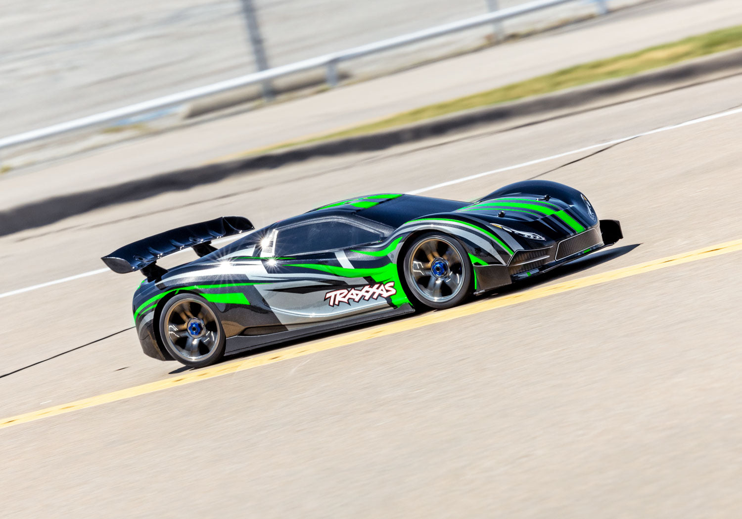 ✨最終値下げ✨トラクサス 　XO-1 スプリング　オプション　（2本入り）18個 Amazon.co.jp: Traxxas 64077-3 - XO-1 1/7 AWD スーパーカー