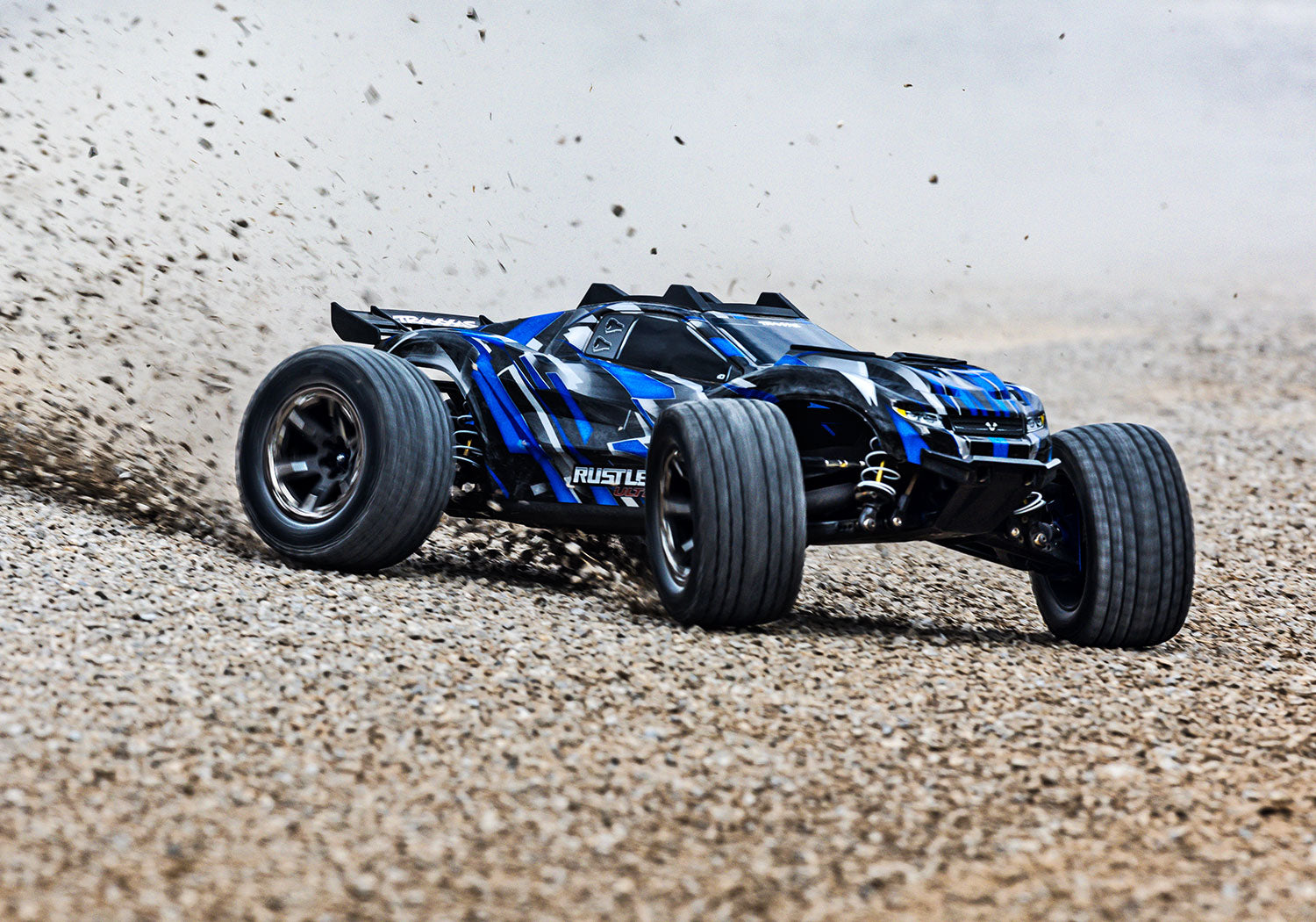 トラクサス ラストラー4X4アルティメット　67097-4