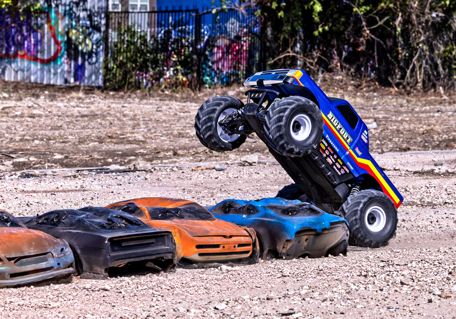 TRAXXAS 1/10 BIGFOOT BL-2S EXTREME HD 4X4 RC TRUCK 67134-4
