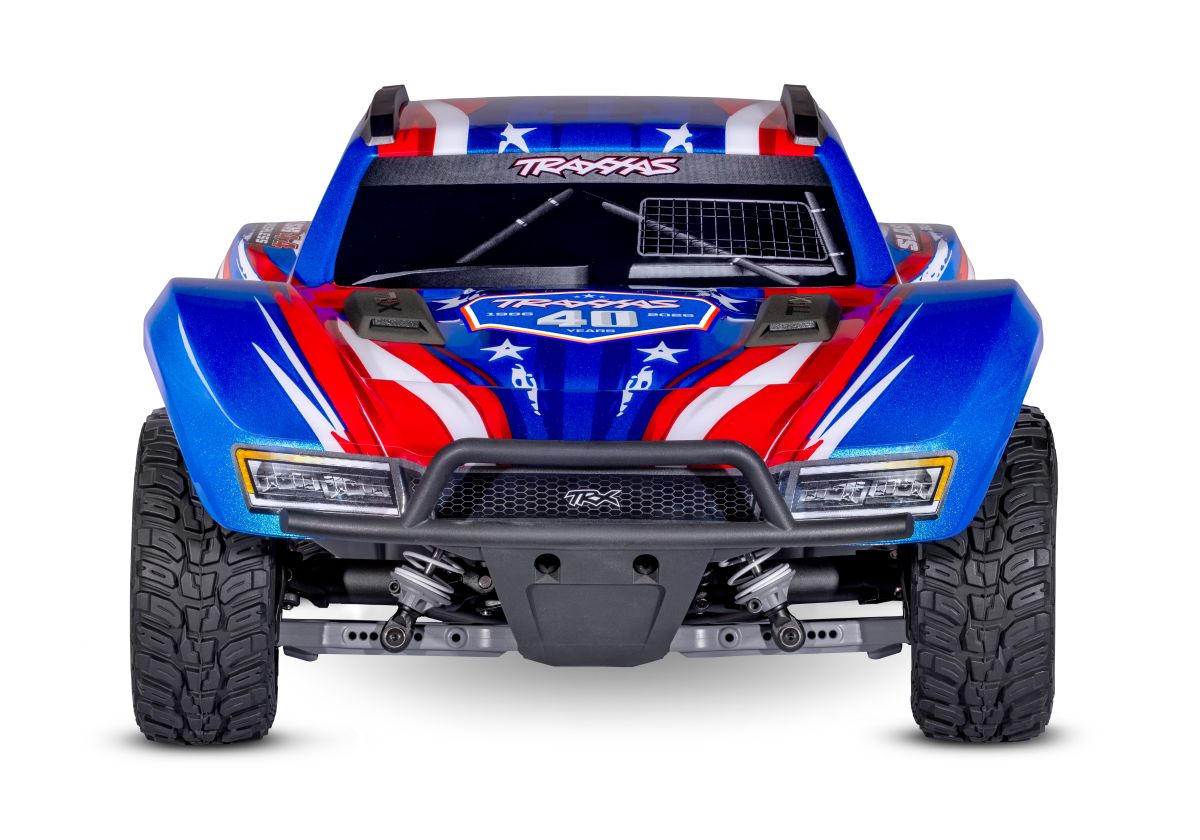 新型!トラクサス　スラッシュ　4X4　ブラシレス　68454-4　各色