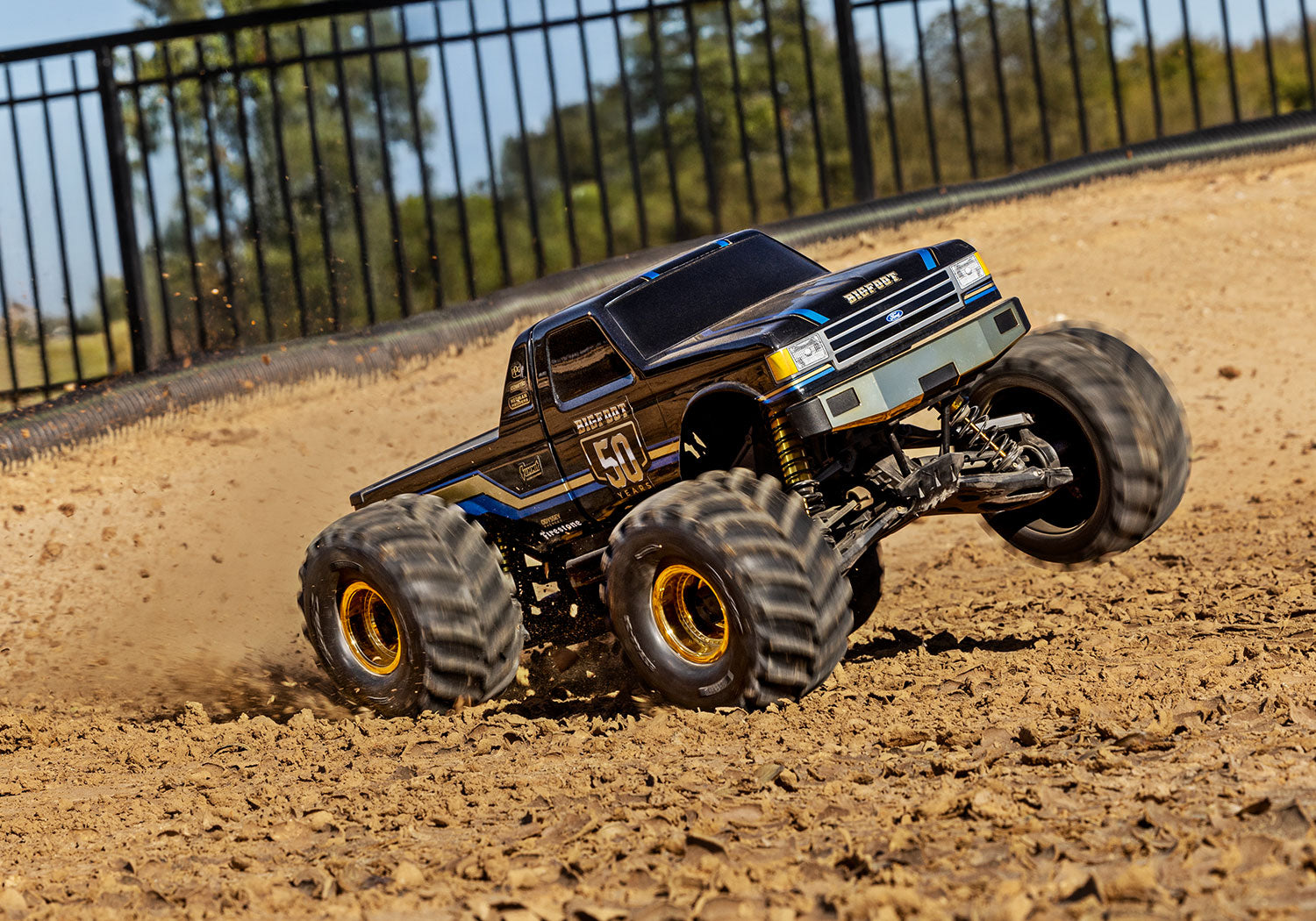 【限定生産モデル】トラクサス　X-Monster BIGFOOT 50th　エックスモンスター ビッグフット 50周年　XMAXX  77136-4