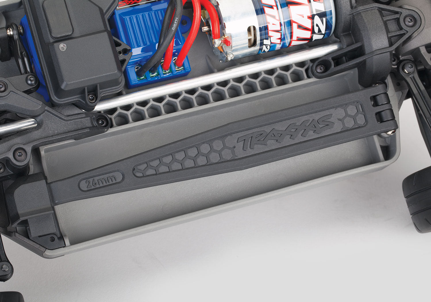 トラクサス　4-Tec 2.0 VXL AWDシャーシ　83076-4