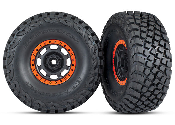 トラクサス　UDR　タイヤとホイール、組み立て済み、接着済み（赤、青 Method Race Wheels® 101 )(ビードロックホイール、BFGoodrich® Baja KR3 タイヤ）（2本）　8472　8474　（オレンジ、赤、青）