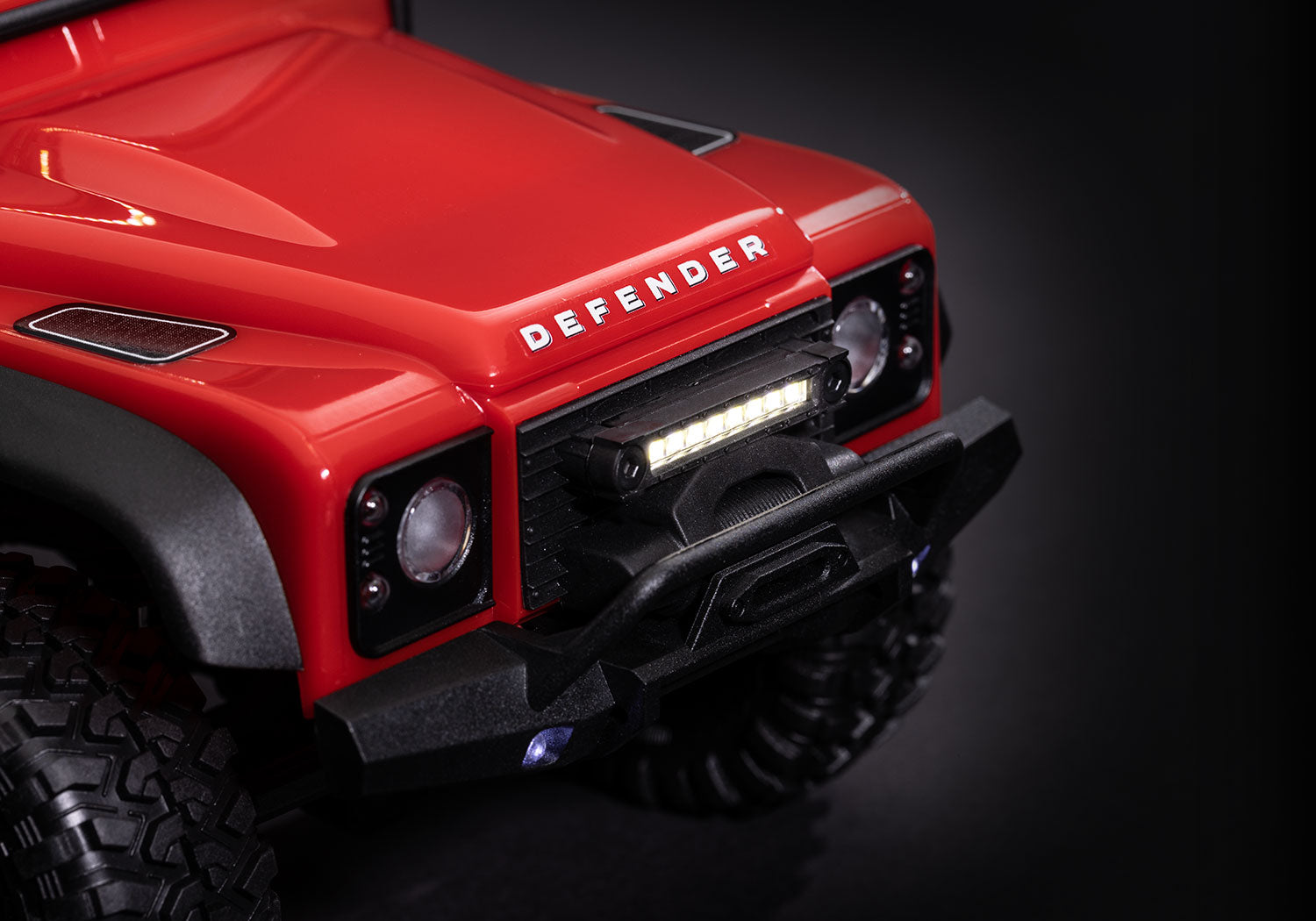 新品TRAXXAS トラクサス 1/18 TRX-4 M ディフェンダー　レッド Traxxas - 1/18 TRX-4M Land Rover Defender – Jix Hobbies