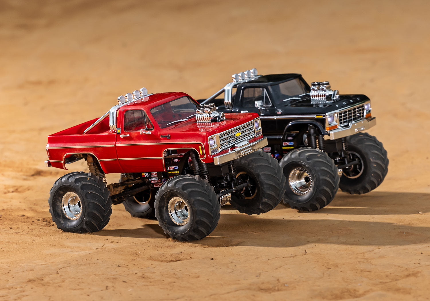 【早期予約特典付き】　5月下旬～6月上旬に入荷予定　トラクサス　1/18　TRX4MT　シボレー　K10　モンスタートラック　98064-1　レッド