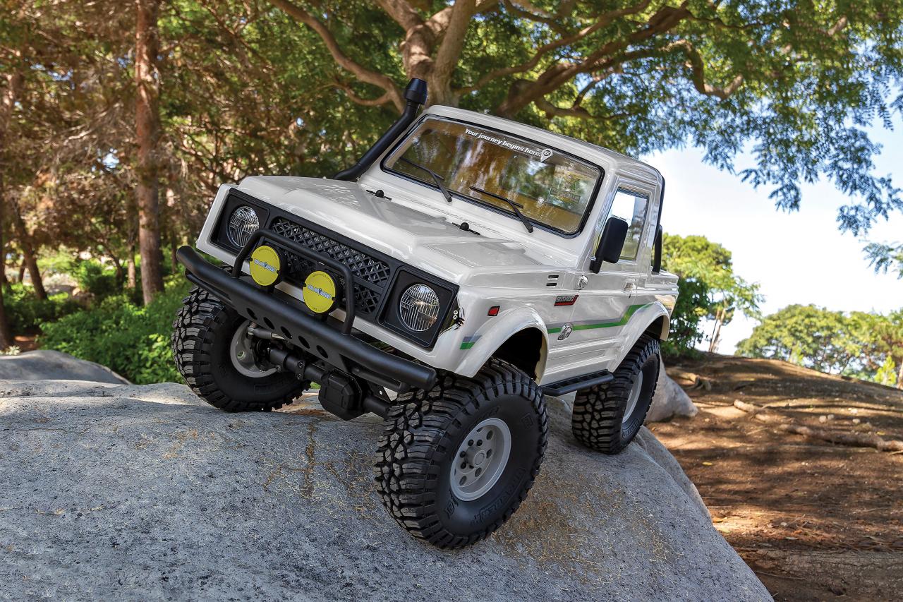 エレメント RC エンデューロ Bushido 4x4 RTR 1/10　ロッククローラー（ホワイト）2.4GHzプロポ付き　ASC40118