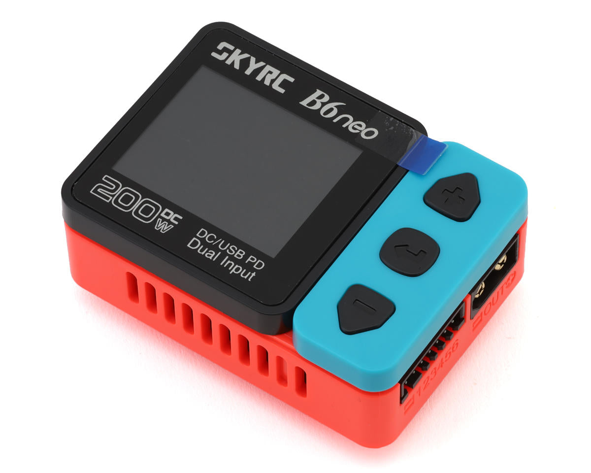 SKY RC B6Neo USB対応 リポバッテリー充電器 LiPo/LiHV/LiFe DC、USBタイプC (6S/10A/200W) (赤/青) SK-100198-01