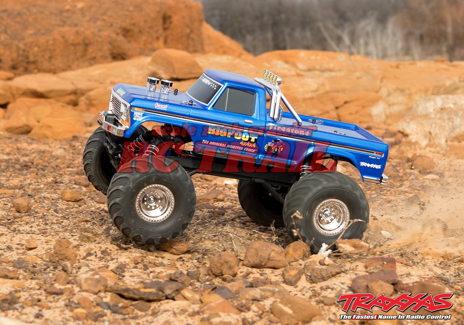 トラクサス 　BigfootNo.1　1 / 10 モンスタートラック　RTR　2WD　TQ 2.4GHzラジオ、バッテリー、充電器付き　36034-1