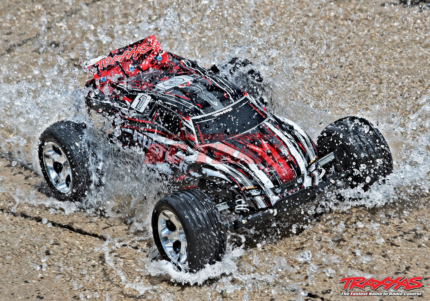 トラクサス Rustler 1/10 RTR 2WD スタジアムトラック（レッド）、XL-5 ESC＆TQ2.4GHzラジオ付き Traxx