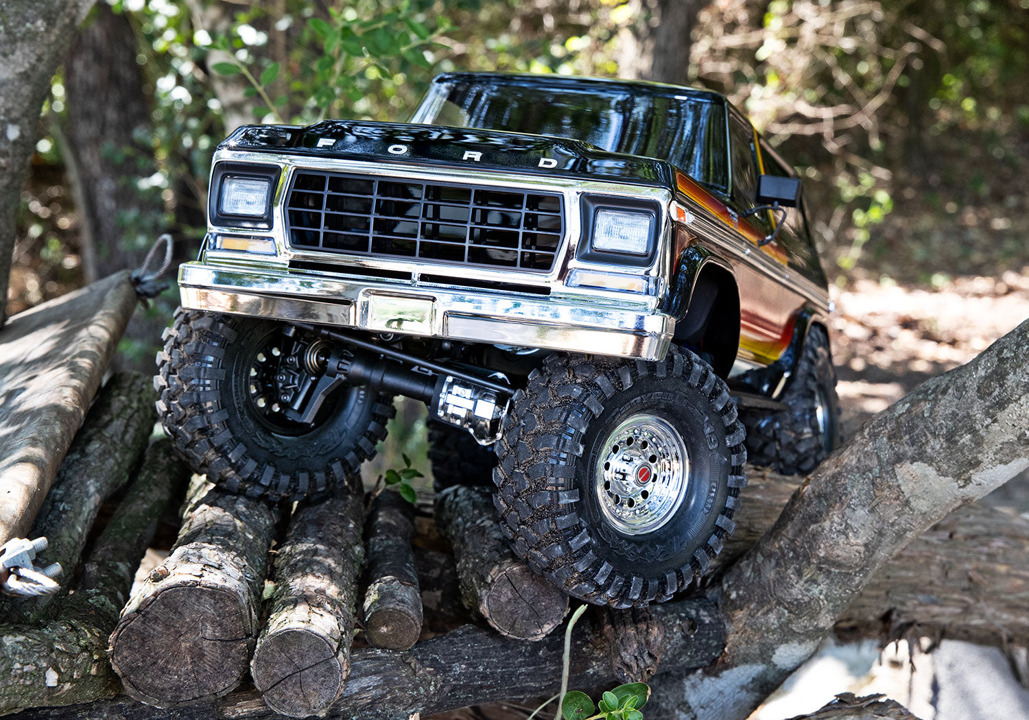 Traxxas TRX-4 1979年 Ford Broncord 各色取り扱いTRX4