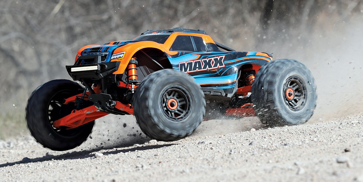 トラクサス Maxx WideMaxxサスペンションキット（レッド