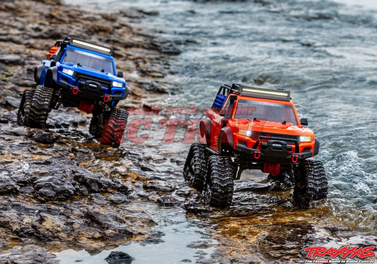 トラクサス 1/10 TRX4 All Terrain TRAXX RTR LEDライト付き オレンジ